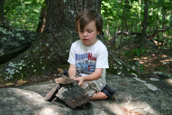 rock stone stacking balancing sculpture hiking