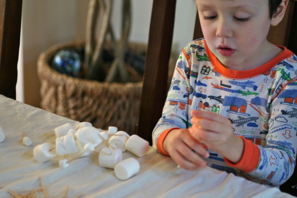 building marshmallow sculptures fun crafts for kids